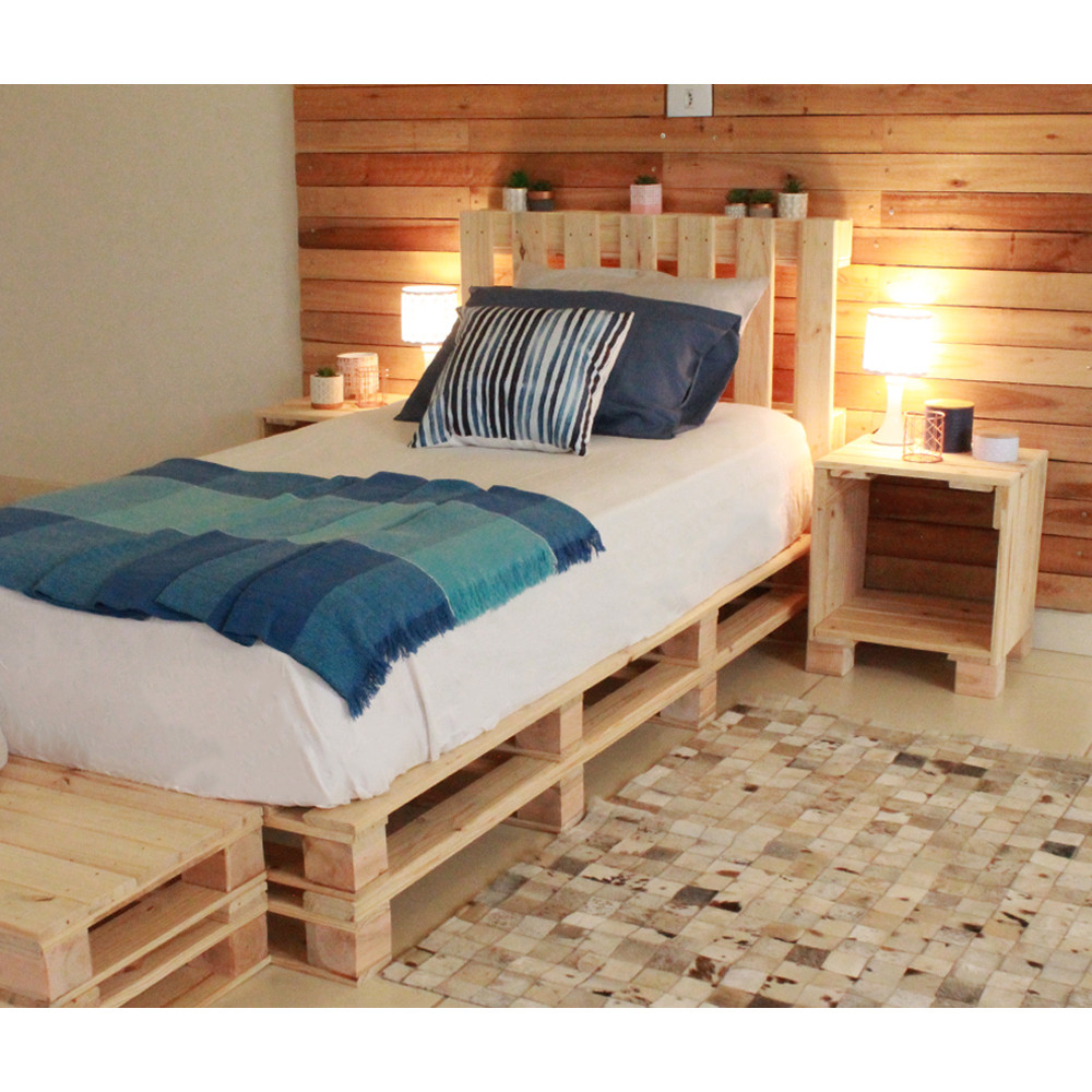 Kit Retrô Cama De Pallet Solteiro Com Mesa De Cabeceira Estilo Vintage Em Madeira Pinus